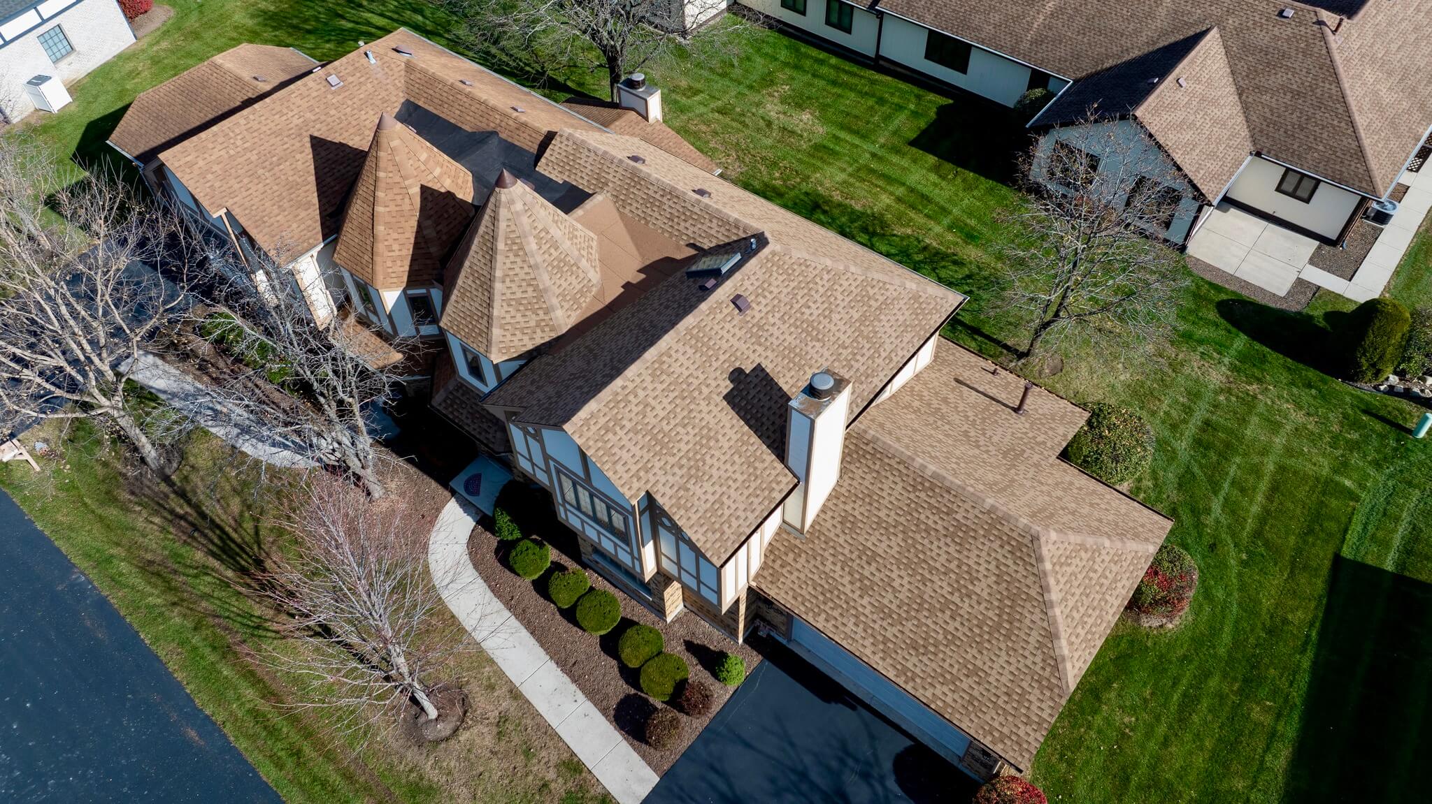 Rockford roofing contractors near me